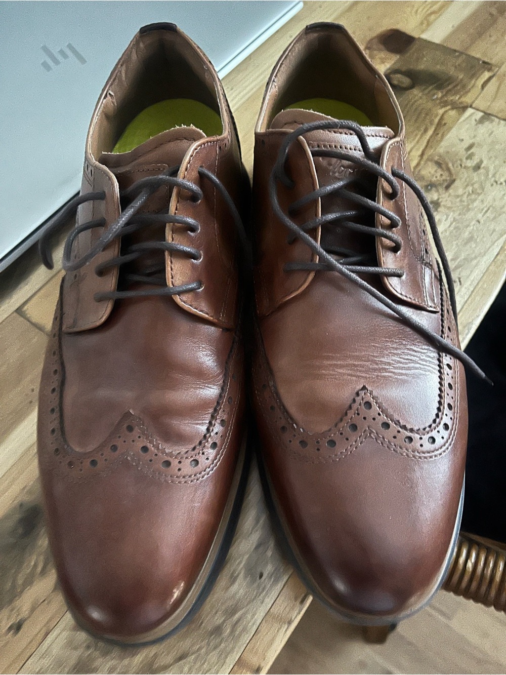 Clarks Men's Brown Leather Wingtip Derby Oxfords